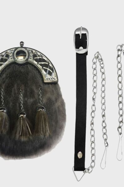 Black Traditional Seal Skin Sporran