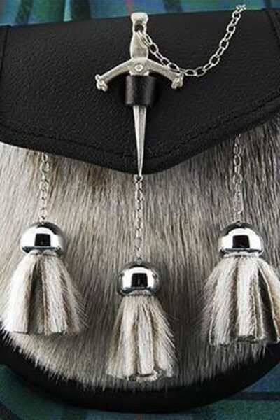 semi closure kilt pin with sporran