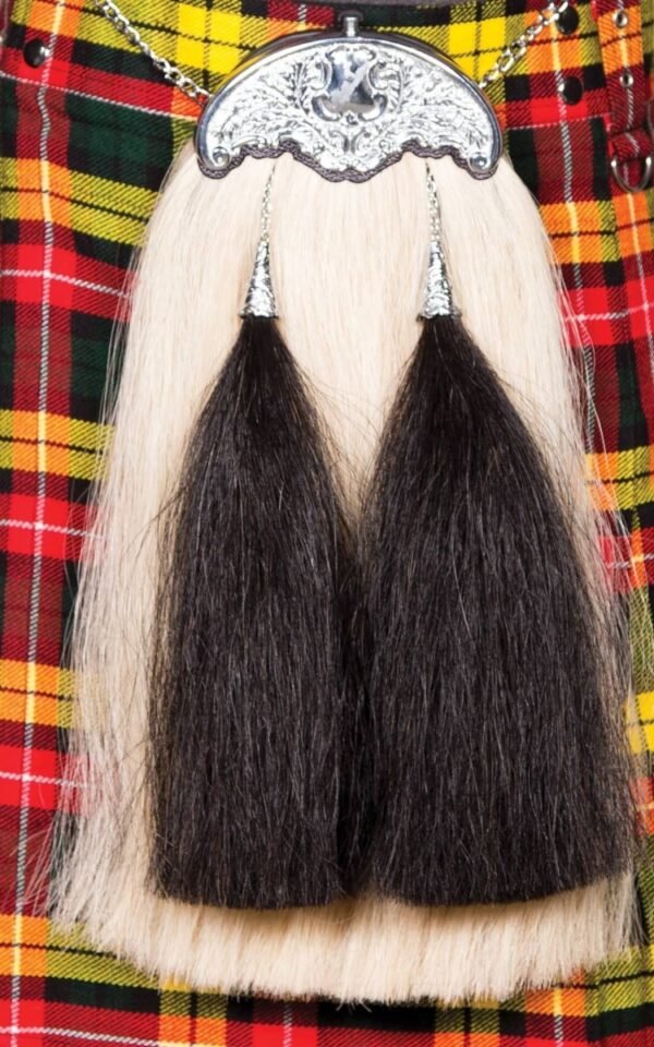Black And White Leather Cantle Chrome Horse Hair Sporrans