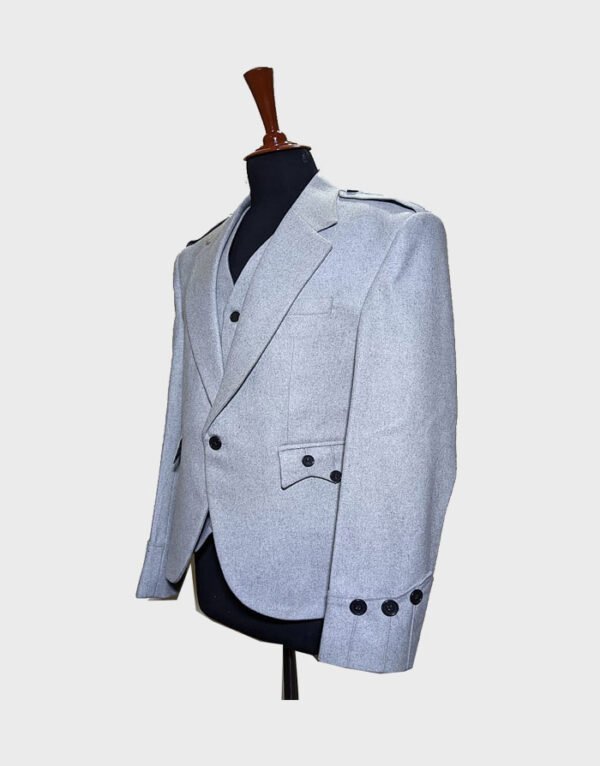 White Argyll Jacket - Image 3